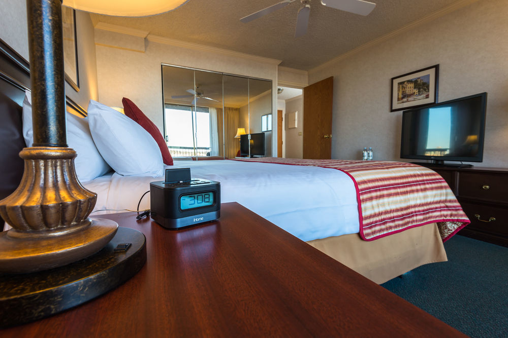 Harbour Towers Hotel & Suites 維多利亞 外观 照片