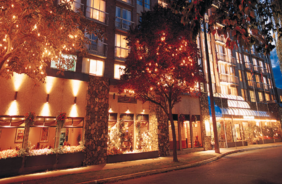 Harbour Towers Hotel & Suites 維多利亞 外观 照片